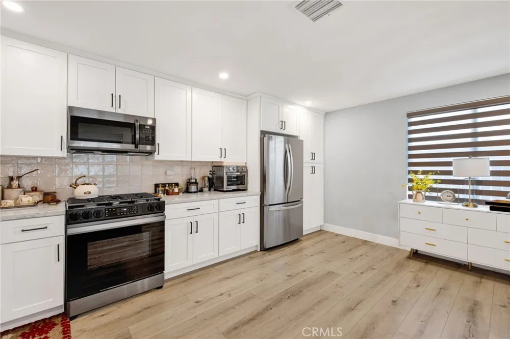 16052 Bahama Street North Hills, CA 91343