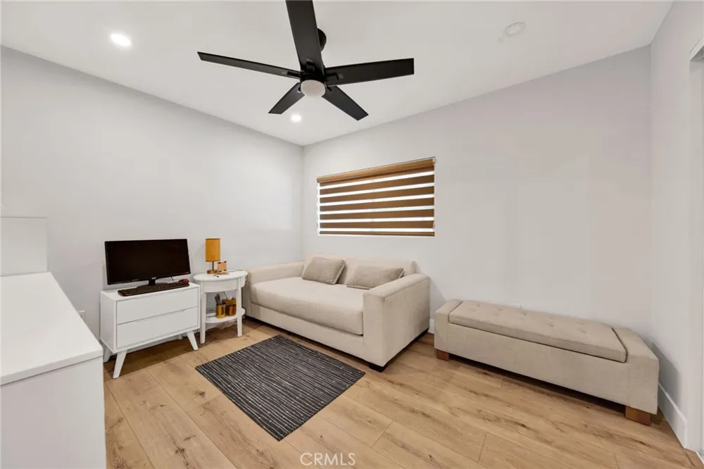 16052 Bahama Street North Hills, CA 91343