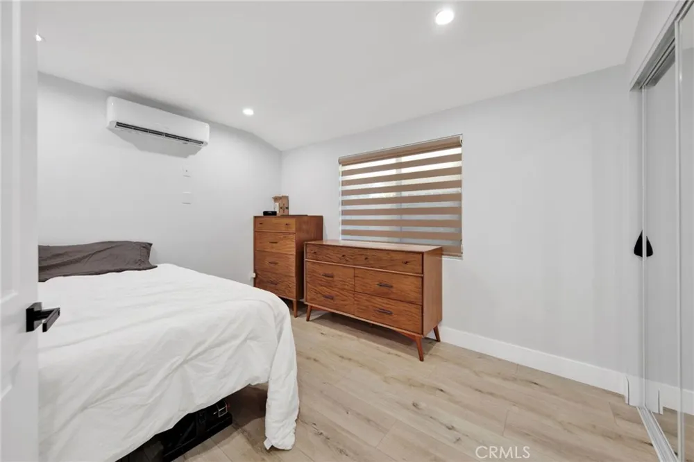16052 Bahama Street North Hills, CA 91343