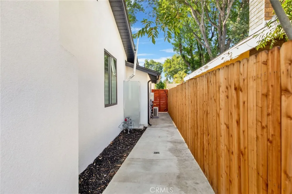16052 Bahama Street North Hills, CA 91343