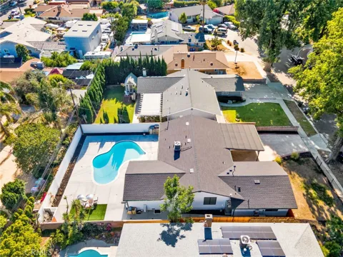 16052 Bahama Street