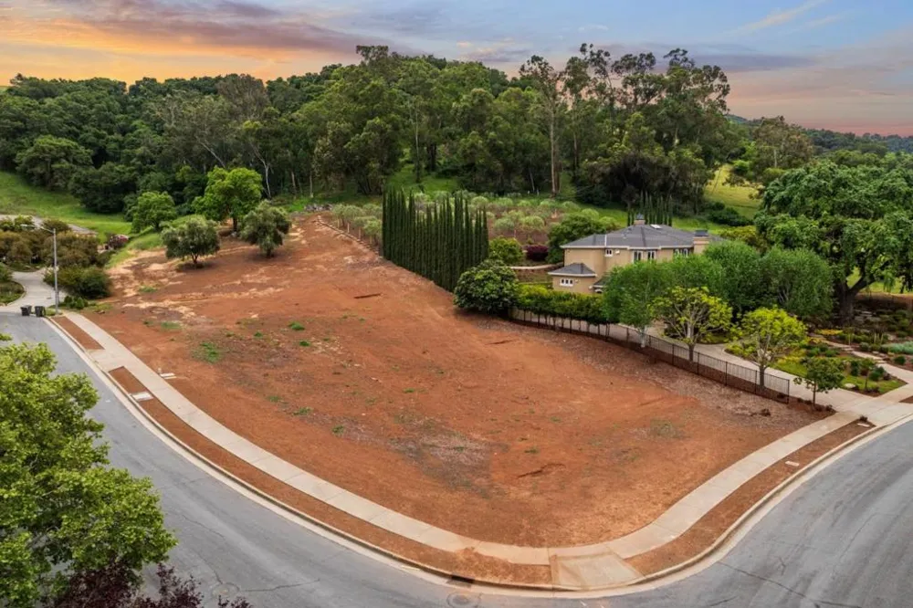 640 Sparhawk Drive Morgan Hill, CA 95037