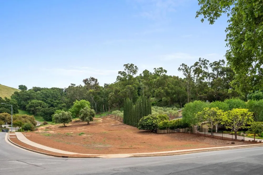 640 Sparhawk Drive Morgan Hill, CA 95037