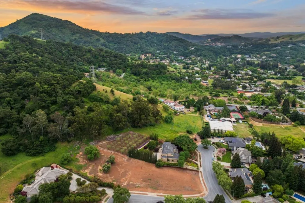 640 Sparhawk Drive Morgan Hill, CA 95037