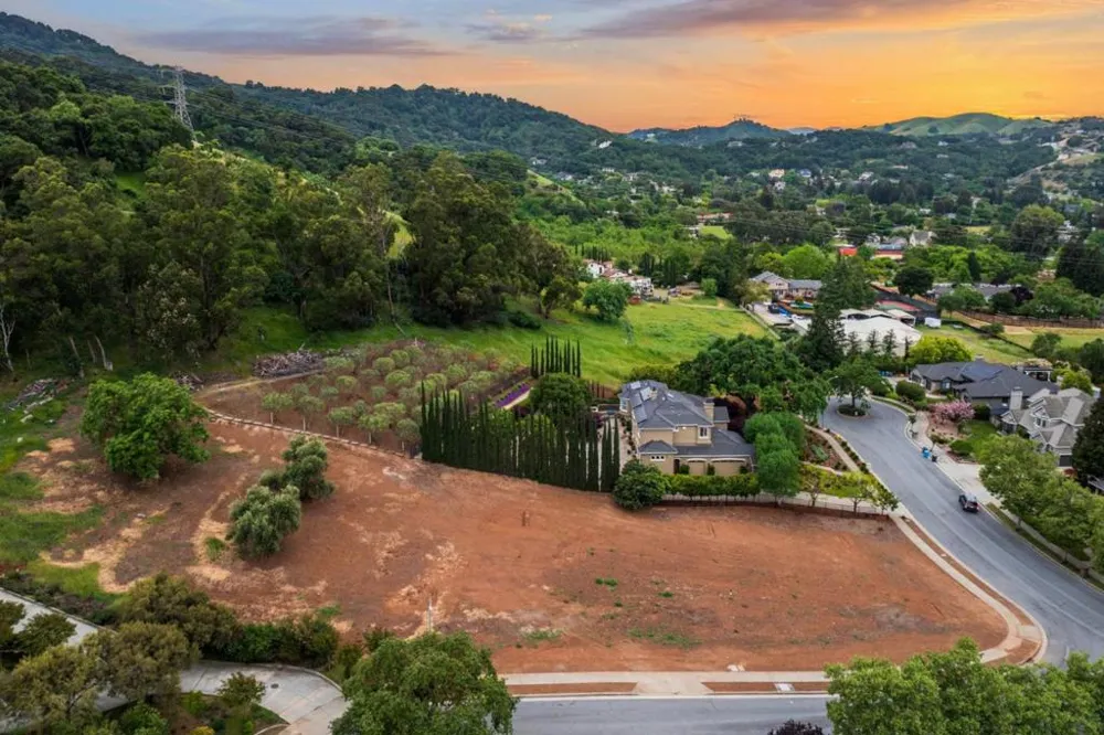 640 Sparhawk Drive Morgan Hill, CA 95037