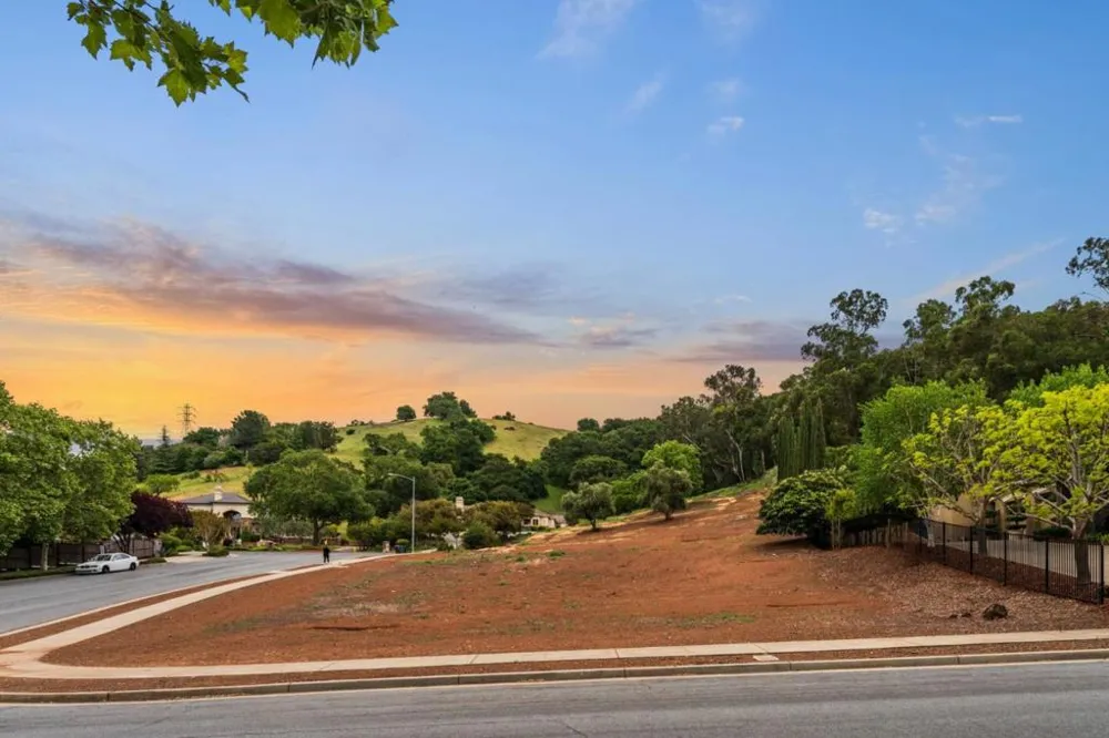 640 Sparhawk Drive Morgan Hill, CA 95037