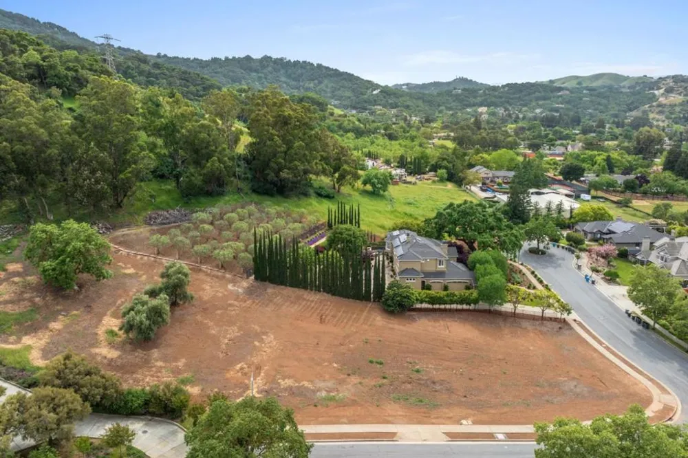 640 Sparhawk Drive Morgan Hill, CA 95037