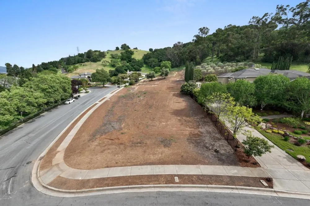 640 Sparhawk Drive Morgan Hill, CA 95037