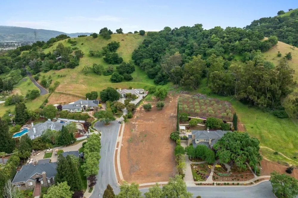 640 Sparhawk Drive Morgan Hill, CA 95037