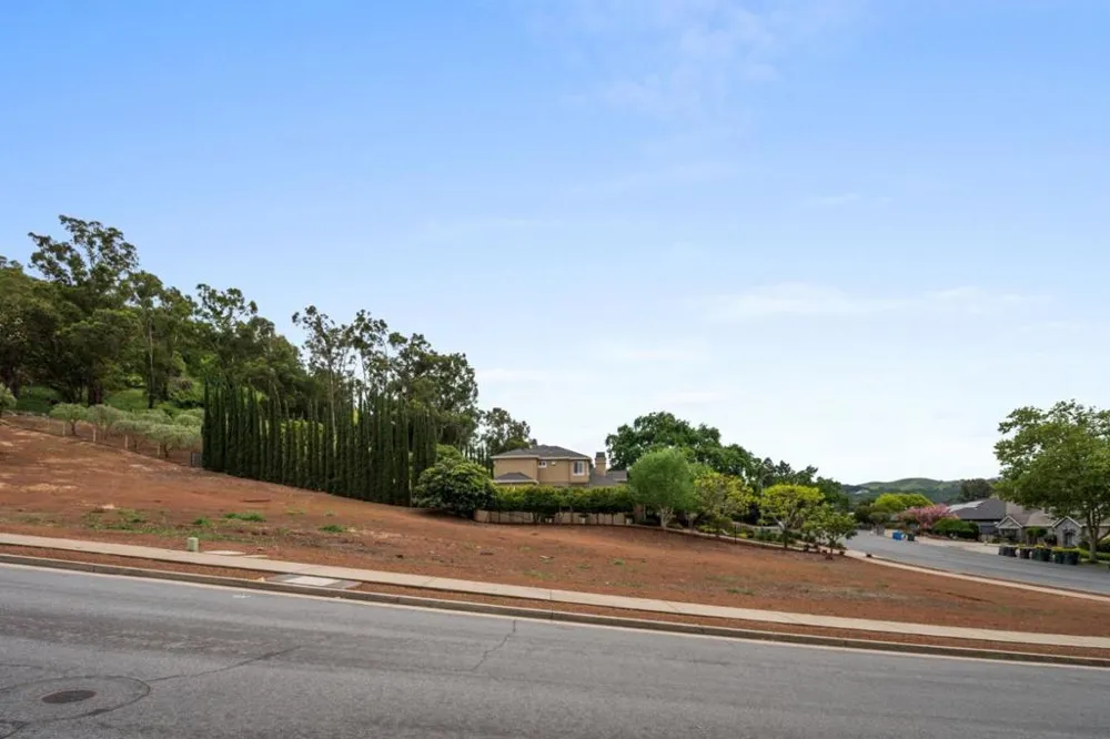 640 Sparhawk Drive Morgan Hill, CA 95037