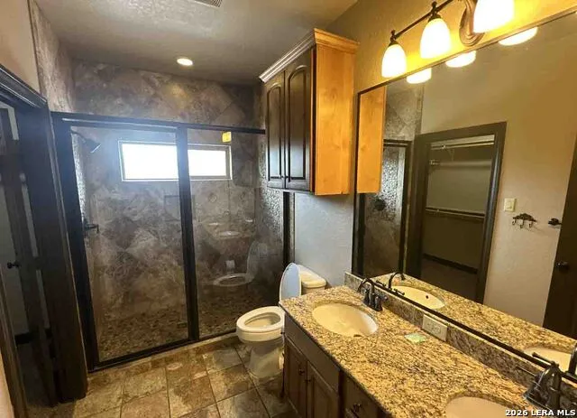 118 Skipping Stone Concan, TX 78838