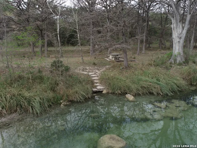 118 Skipping Stone Concan, TX 78838