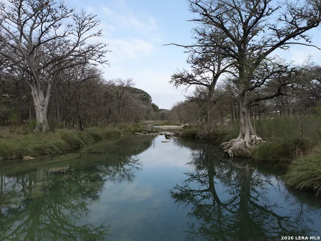 118 Skipping Stone Concan, TX 78838