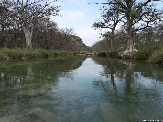 118 Skipping Stone Concan, TX 78838