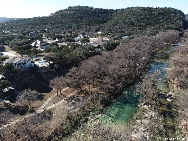 118 Skipping Stone Concan, TX 78838