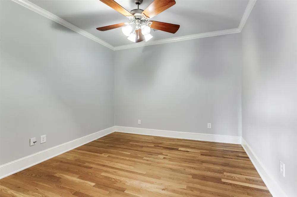 5055 Addison Circle #205 Addison, TX 75001