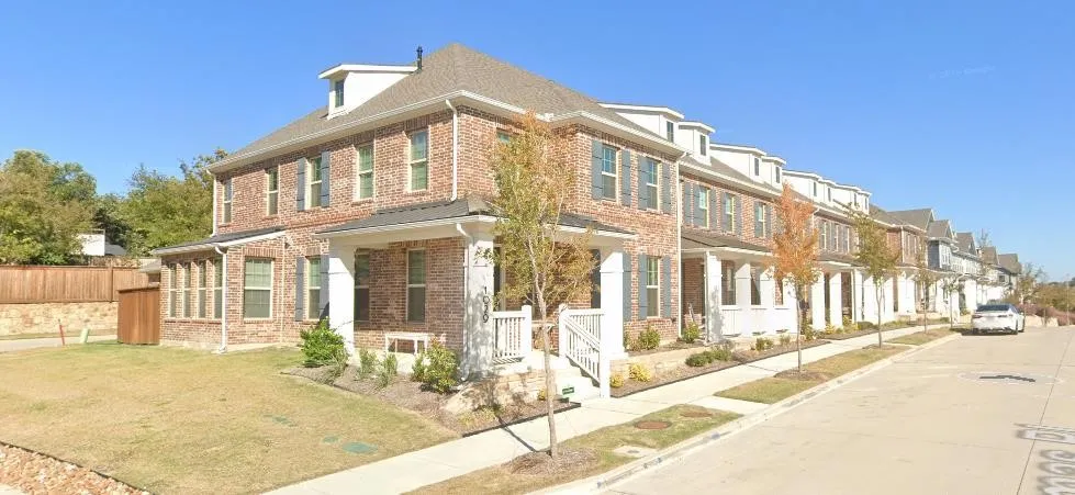 318 E 2nd Irving, TX 75060