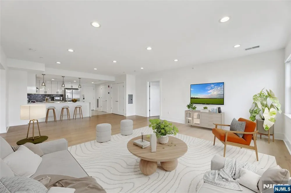 209-211 Hackensack Plank Road