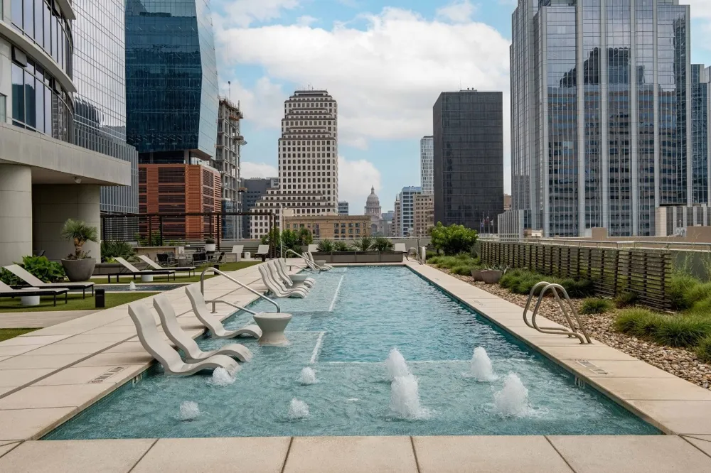 200 Congress Avenue #14A