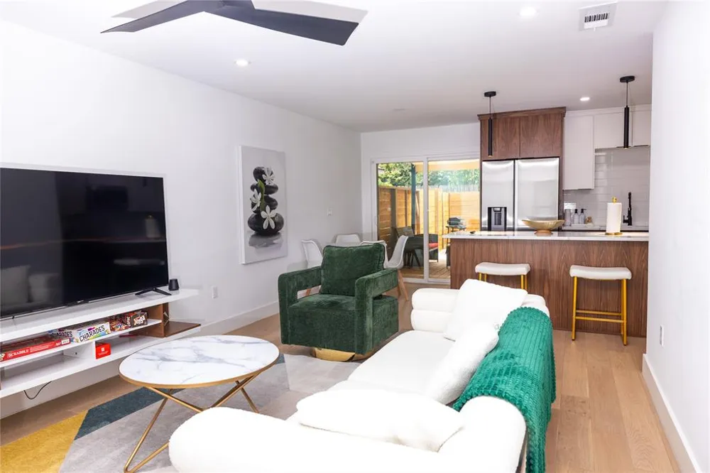 1402 Braes Ridge Drive #B