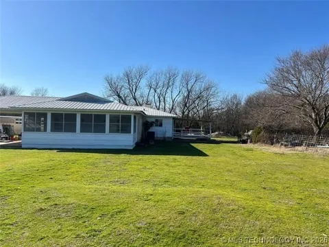8925 State Road 78