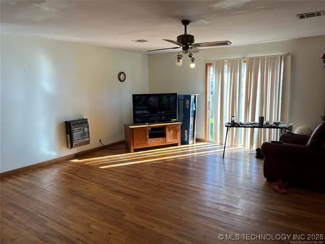 8925 State Road 78 Hendrix, OK 74741
