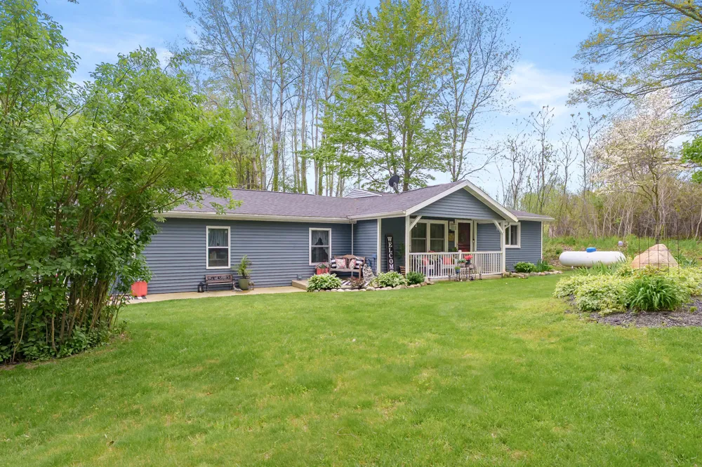 6670 Keyes Road Bellevue, MI 49021