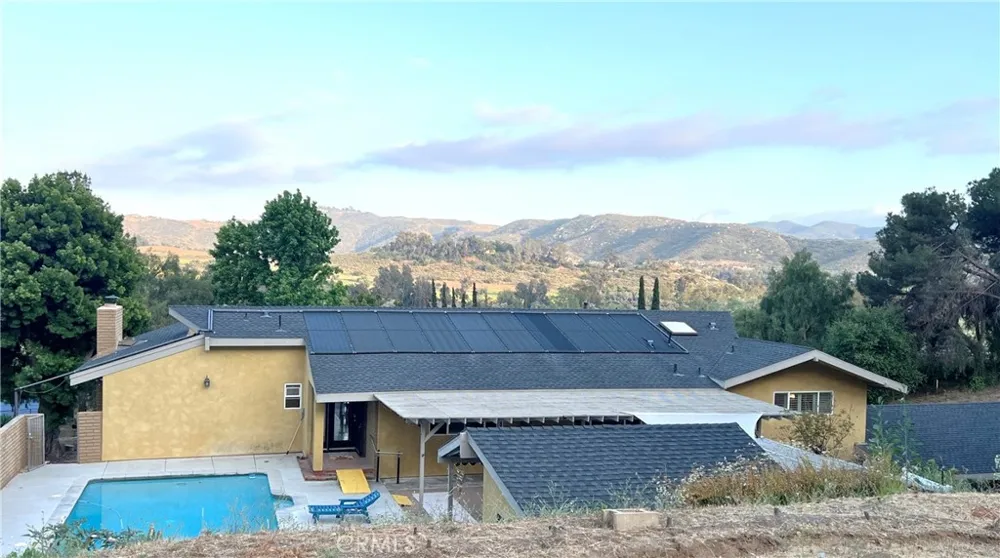 2846 Willow Glen Drive El Cajon, CA 92019