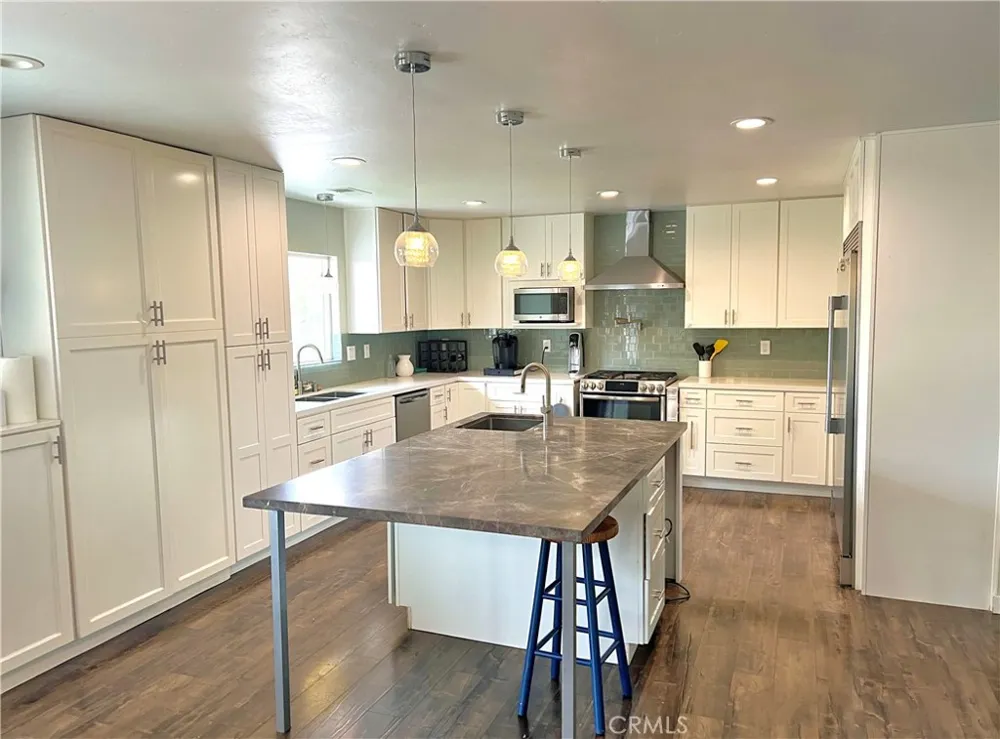 2846 Willow Glen Drive El Cajon, CA 92019