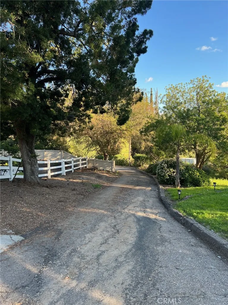 2846 Willow Glen Drive El Cajon, CA 92019