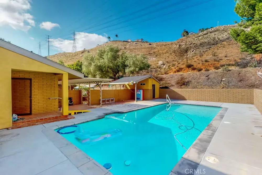 2846 Willow Glen Drive El Cajon, CA 92019
