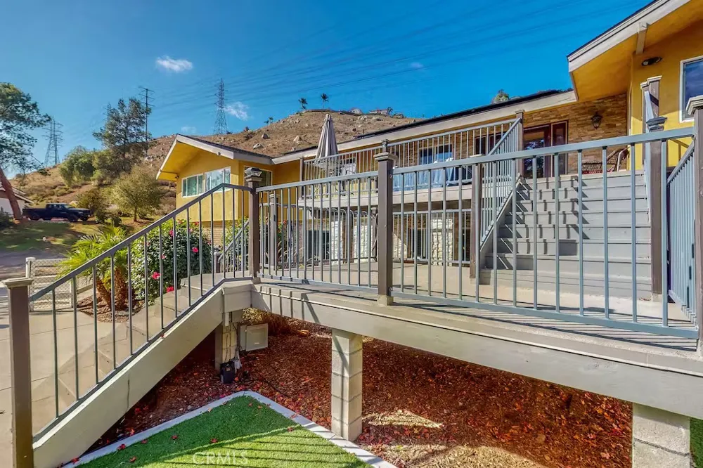 2846 Willow Glen Drive El Cajon, CA 92019