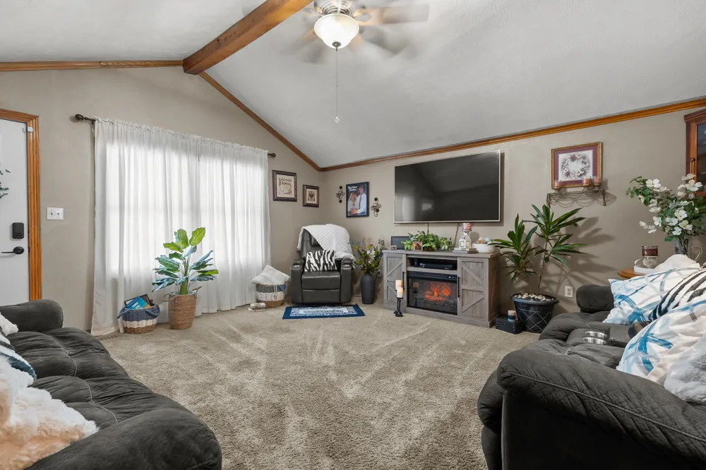6670 Keyes Road Assyria Township, MI 49021