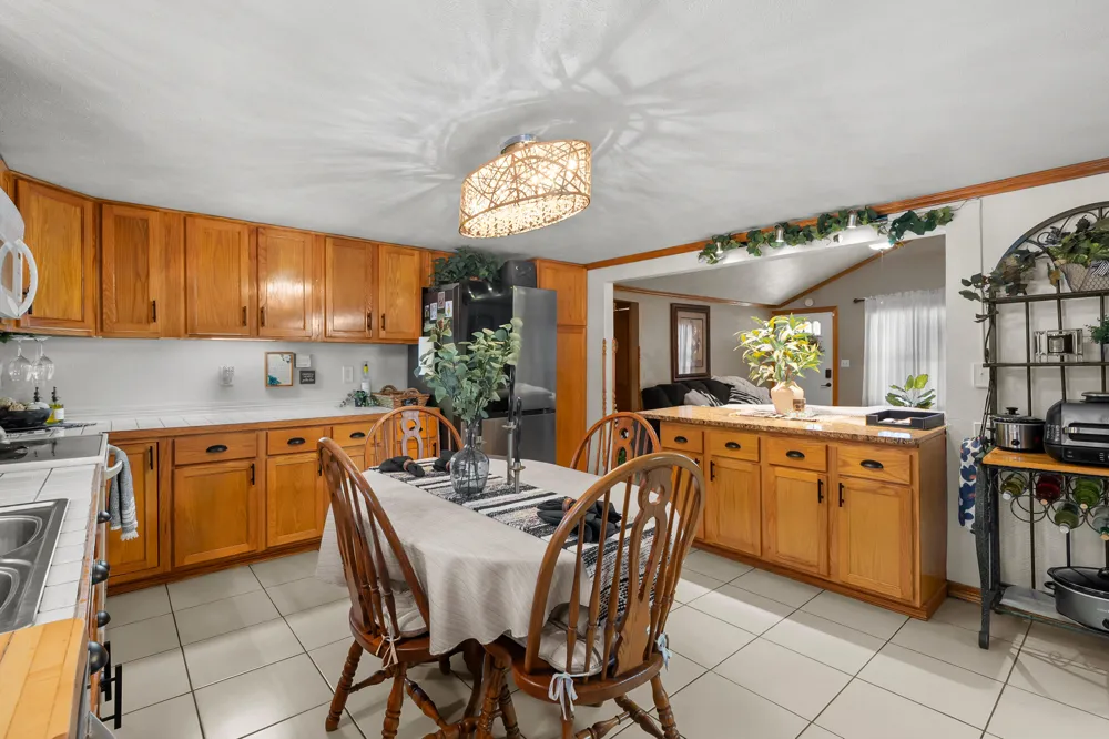 6670 Keyes Road Assyria Township, MI 49021