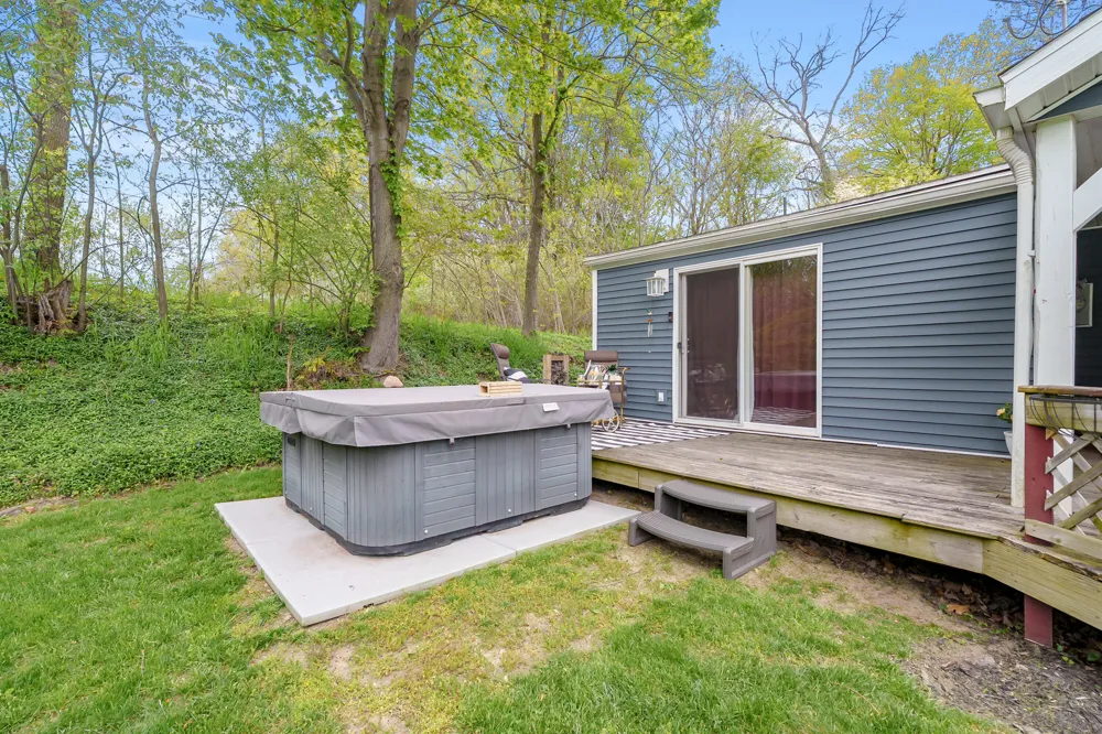 6670 Keyes Road Assyria Township, MI 49021