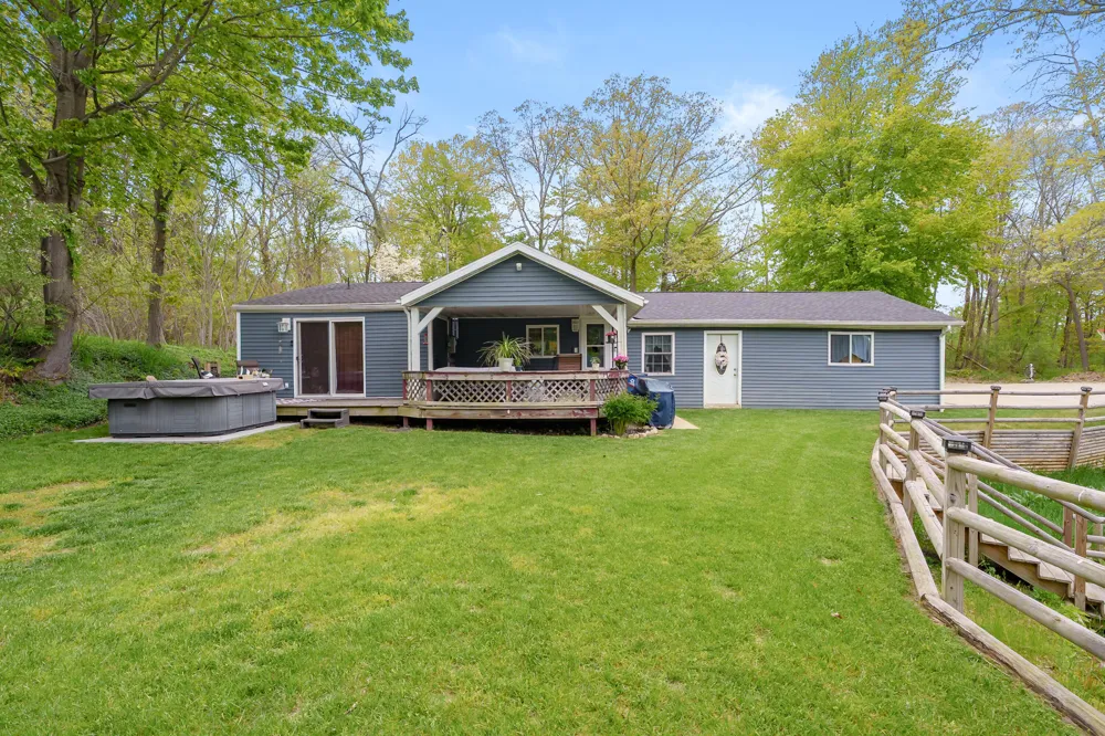 6670 Keyes Road Assyria Township, MI 49021