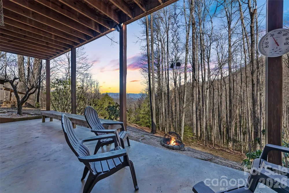 831 Forest Run Road Whittier, NC 28789