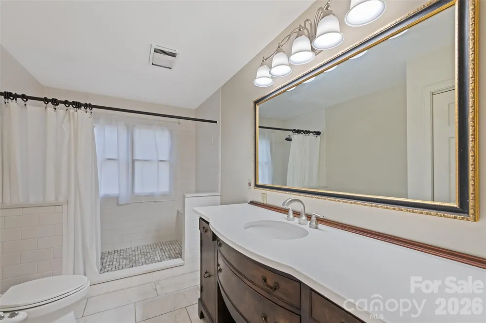 831 Forest Run Road Whittier, NC 28789