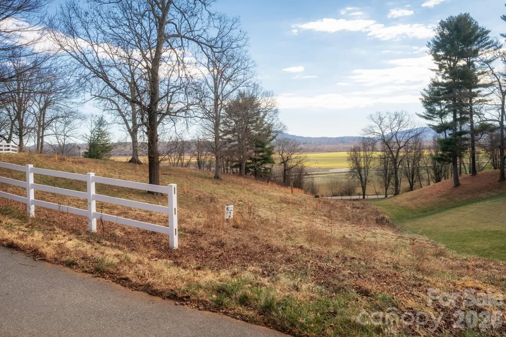 479 Nesbitt Drive #2 Mills River, NC 28759