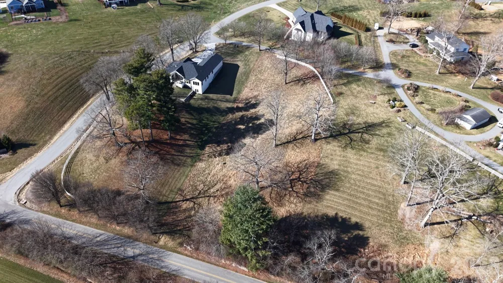 479 Nesbitt Drive #2 Mills River, NC 28759