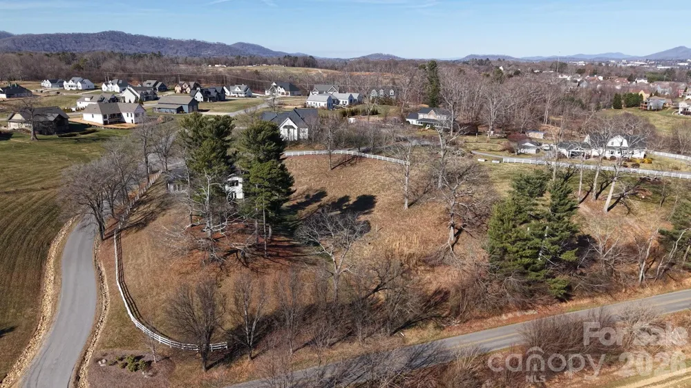479 Nesbitt Drive #2 Mills River, NC 28759