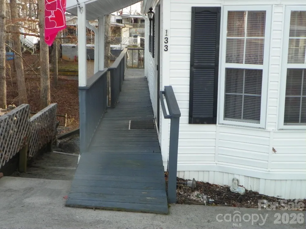 133 Pier Avenue New London, NC 28127