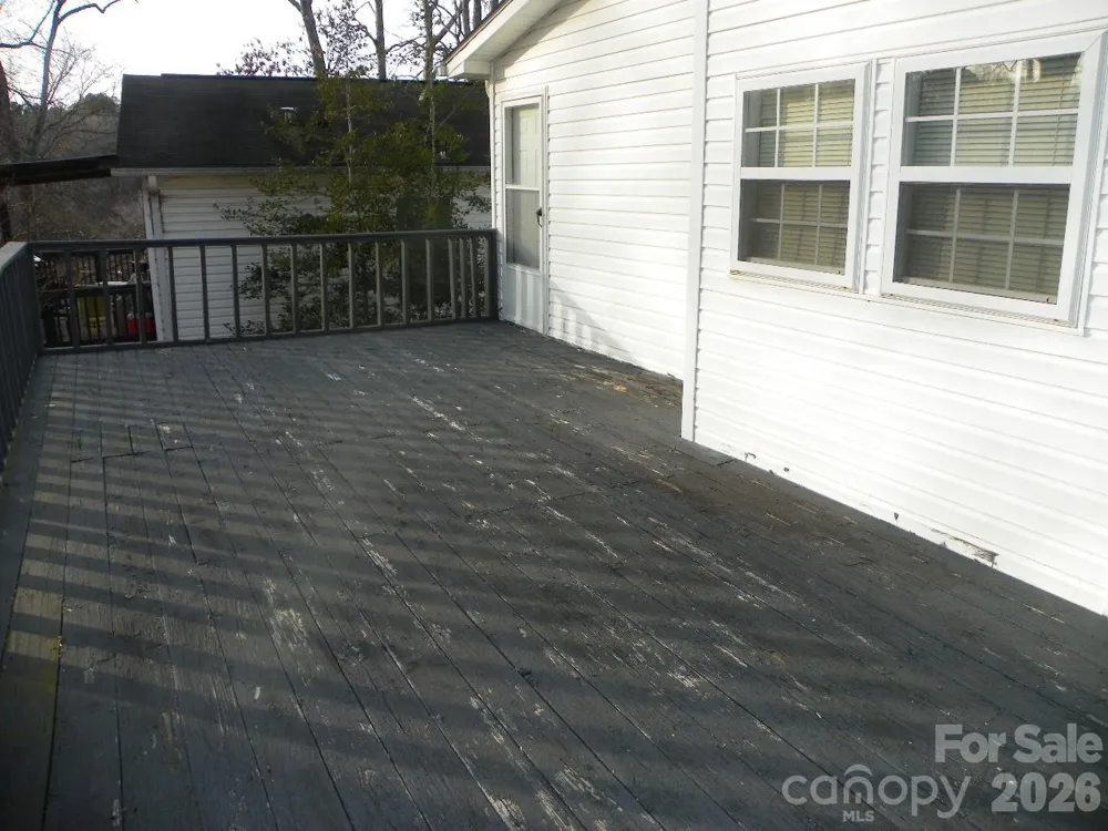 133 Pier Avenue New London, NC 28127