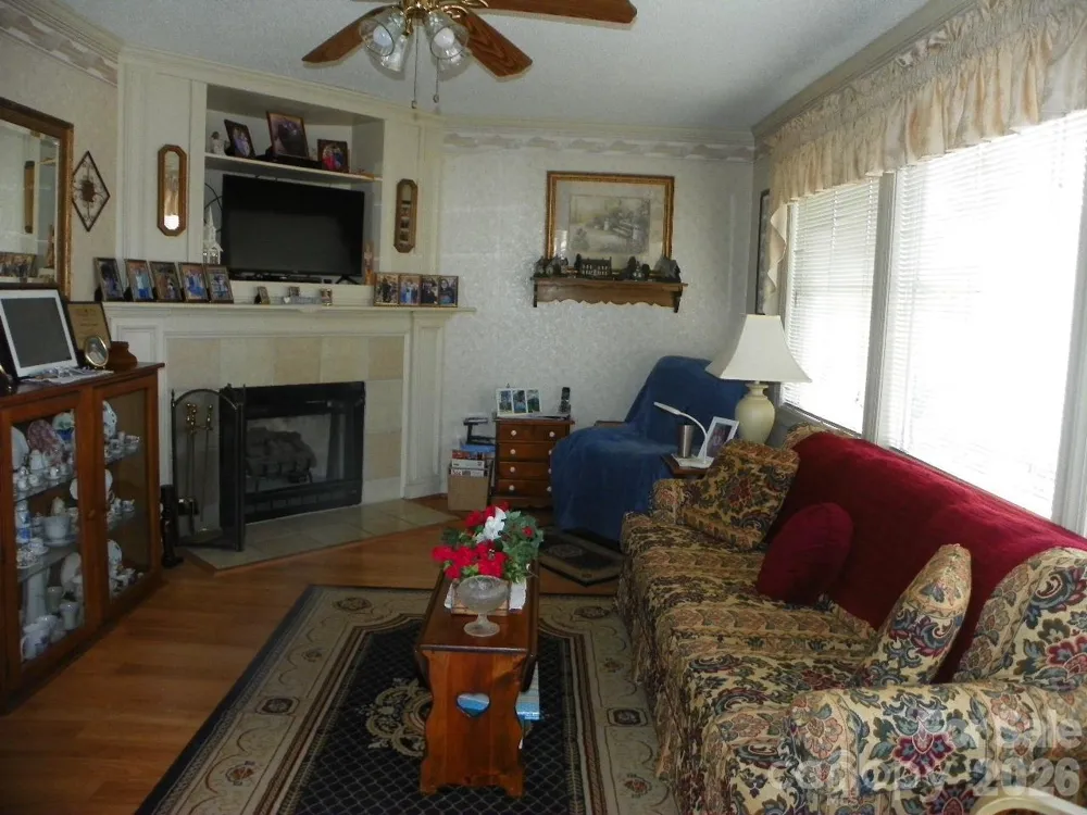 133 Pier Avenue New London, NC 28127