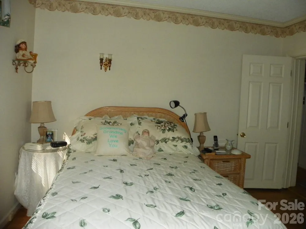 133 Pier Avenue New London, NC 28127