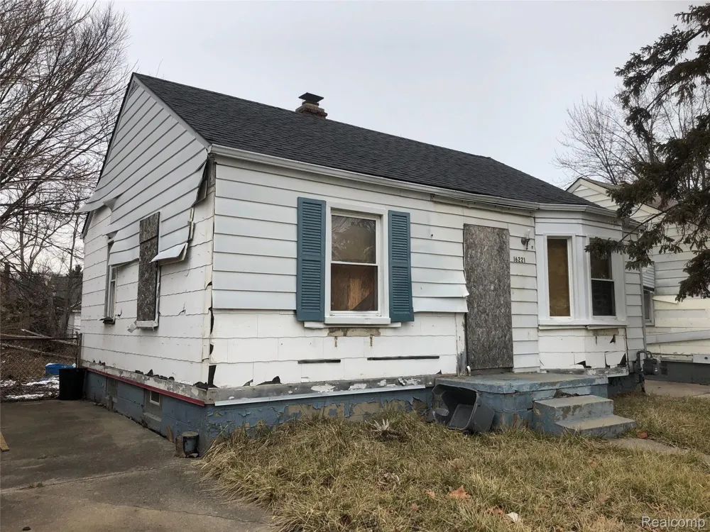 16221 LIBERAL STREET Detroit City, MI 48205