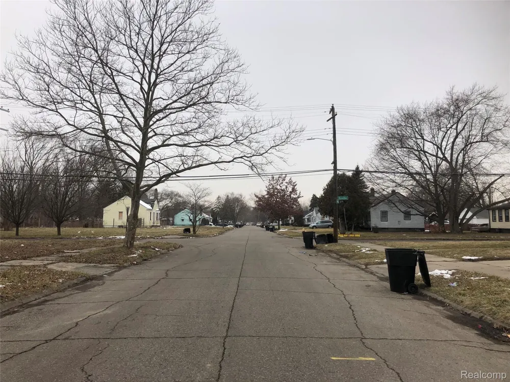 16221 LIBERAL STREET Detroit City, MI 48205