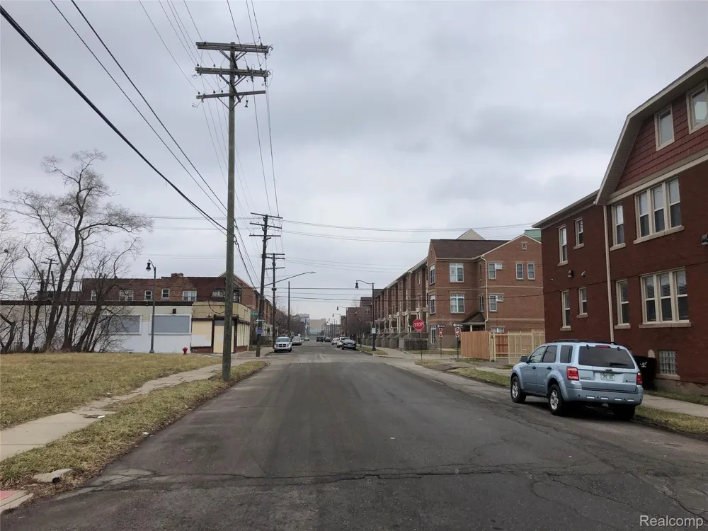 3907 LINCOLN Detroit City, MI 48208