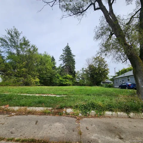 10086 ROSEMONT AVENUE