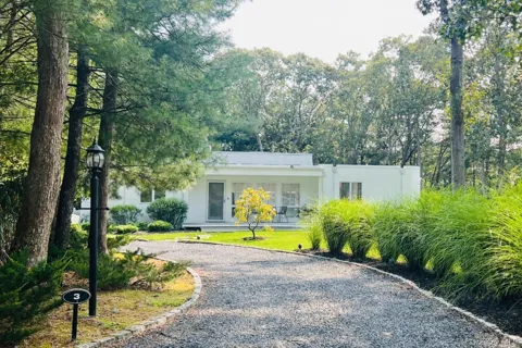 3 Southwood Lane